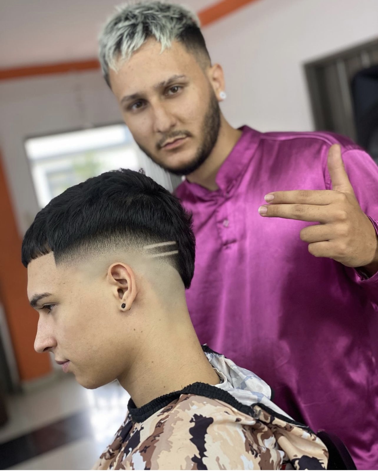 The Barber Luis at 360 Degree Barbershop